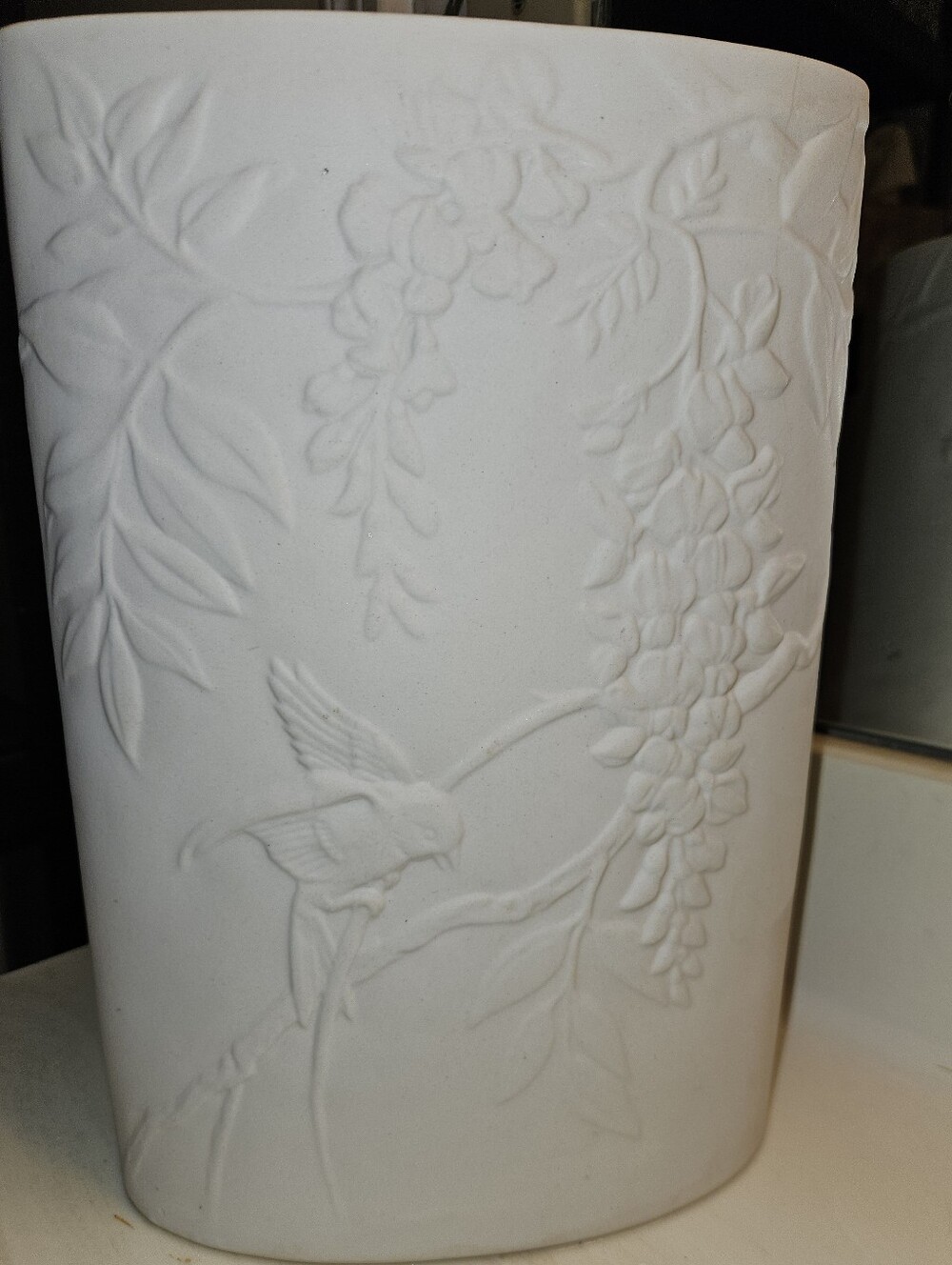Bisque Porcelain Vase * 11x8x3 * Collectors * Vintage *Bird and Nature